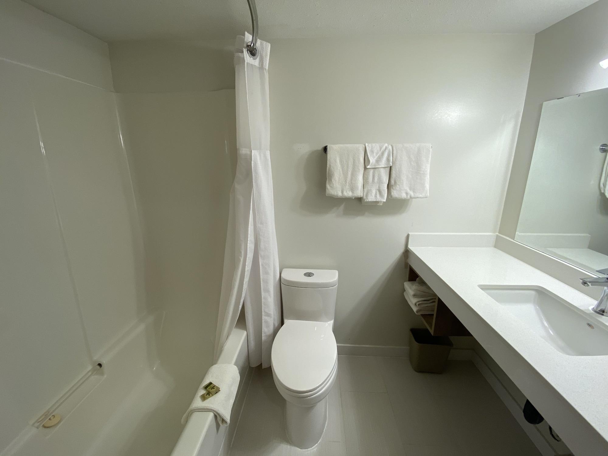 فالماونت Chalet Continental Motel المظهر الخارجي الصورة
